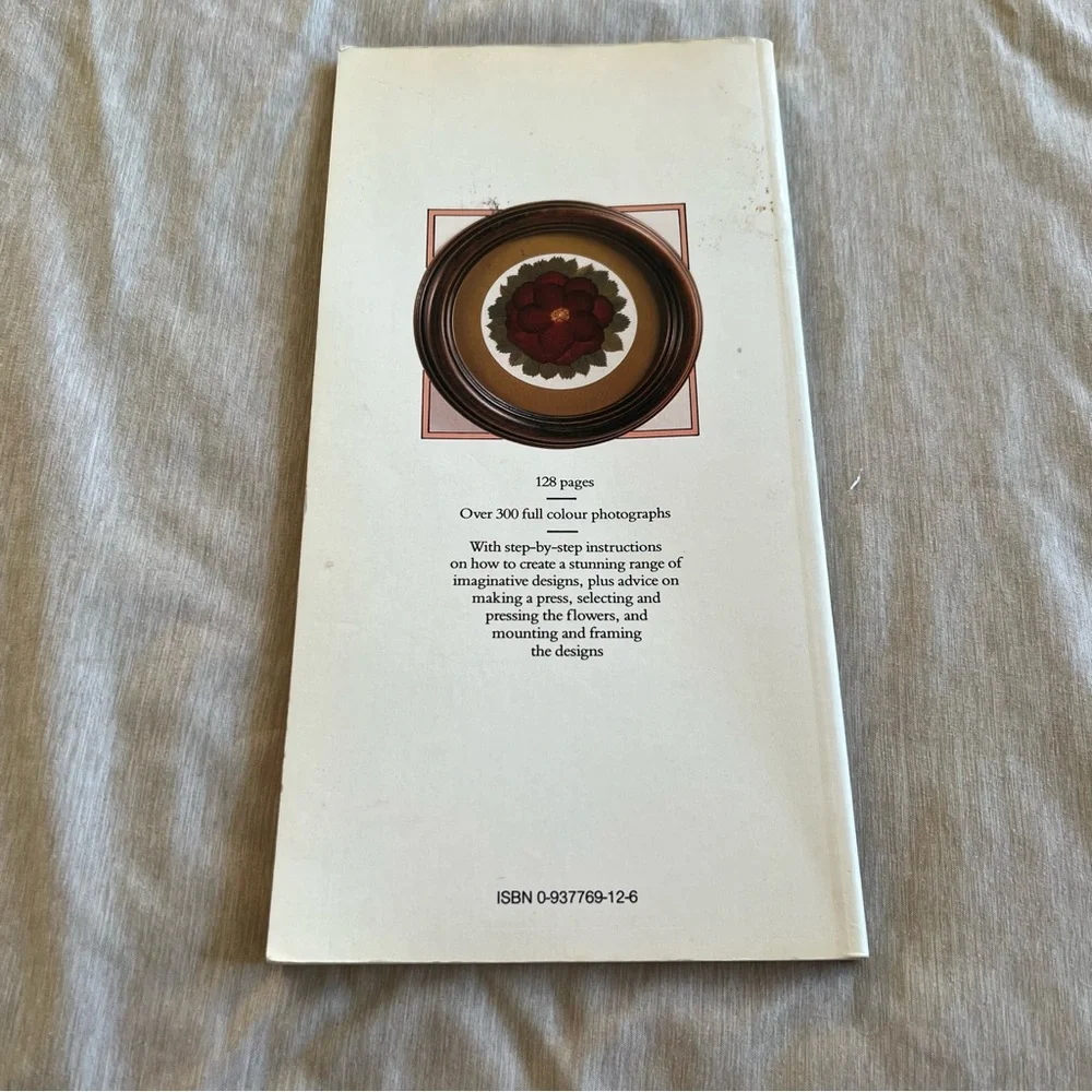 The Creative Book of Pressed Flowers Mary Lawrence 1989 DIY Craft‎ Vintage